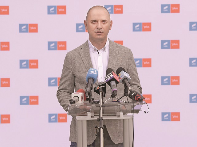 Radu Mihaiu : Primăria sectorului 2 propune o masă caldă şi after-school pentru 2080 de copii